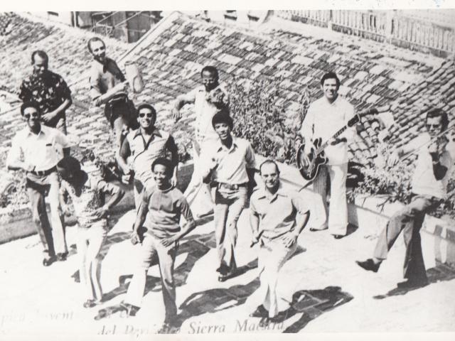 Pedro Depestre con la típica juventud